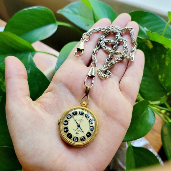 Vintage Polaris 17 Jewels Incabloc Roman Numerals Dainty Gold Pocket Watch main image 6